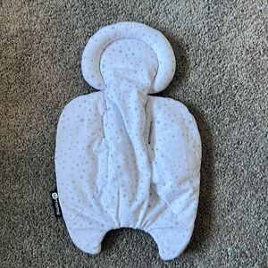 4MOMS Roo Newborn Insert